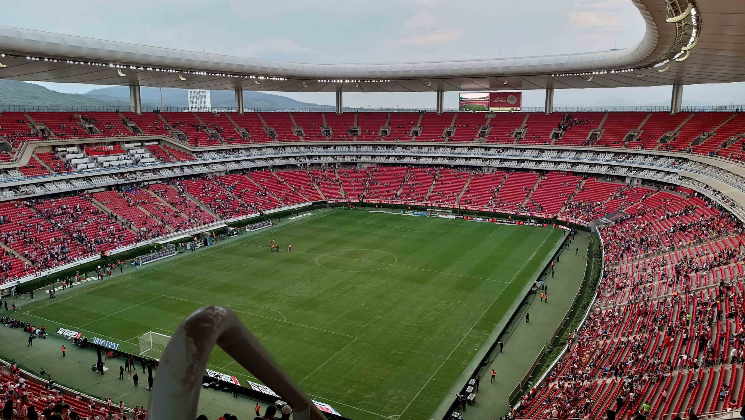 استادیوم آکرون (Estadio Akron)